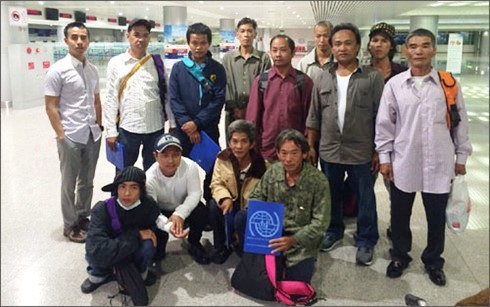 12 ngư dân Việt Nam gặp nạn ngoài khơi Micronesia đã về nước an toàn - ảnh 1